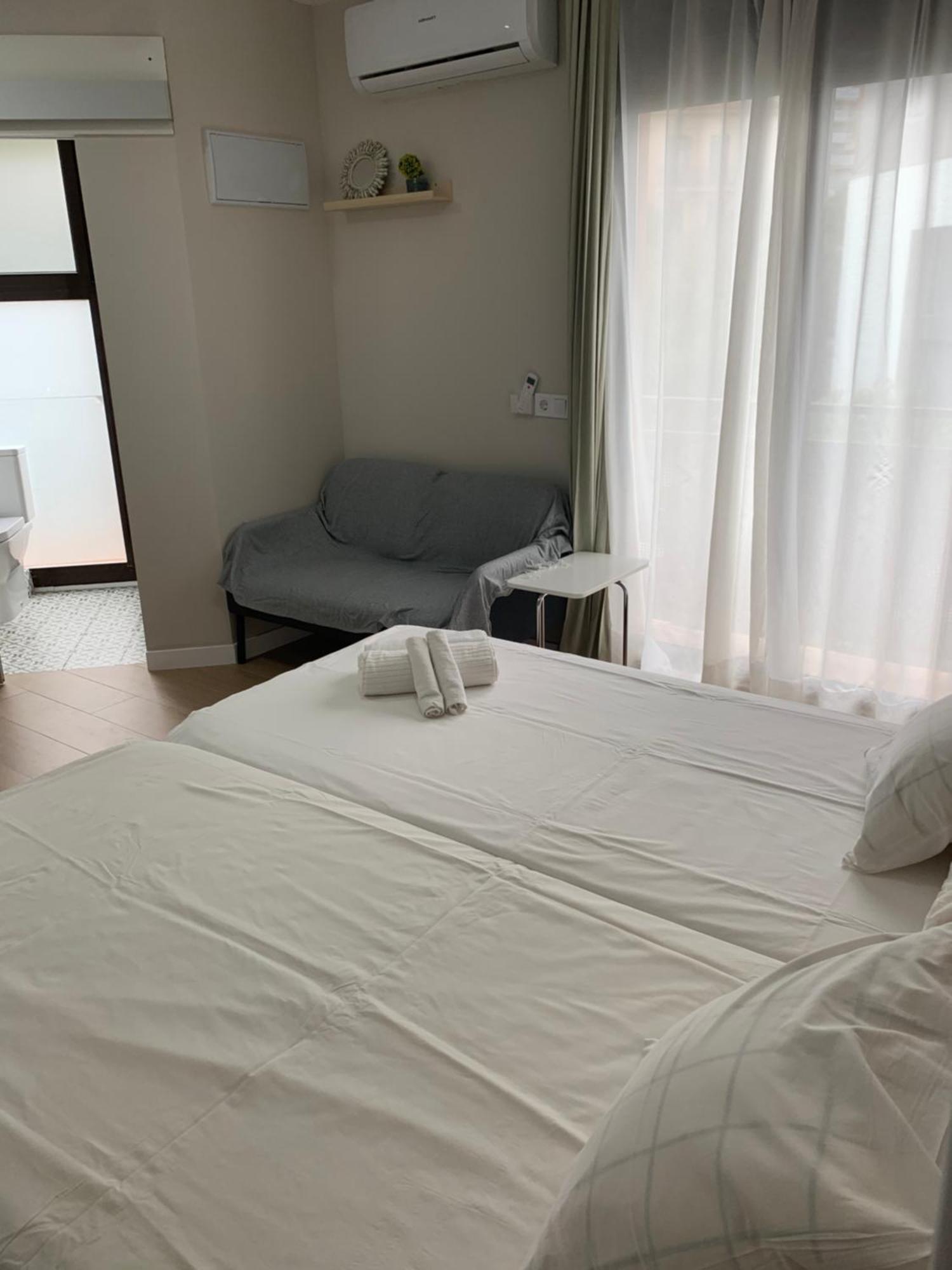Plaza De Espana Independent House Holiday home